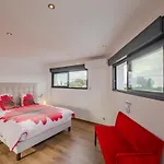 Les Girelles By Interhome