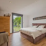 Vila Les Girelles By Interhome *