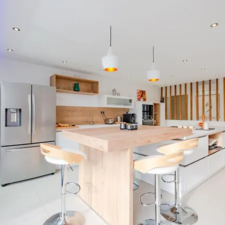Les Girelles By Interhome *