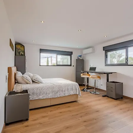 Les Girelles By Interhome Villa *