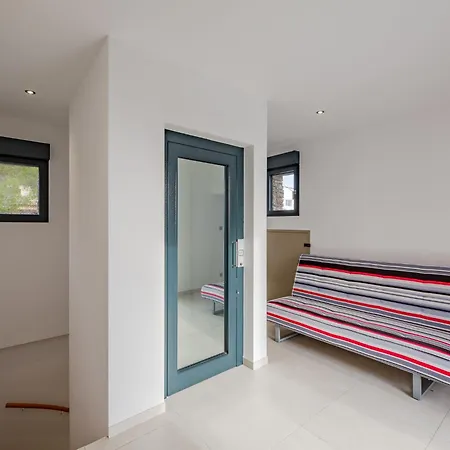 Villa Les Girelles By Interhome *